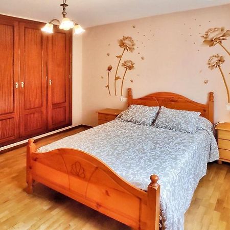 Apartamento Con Wifi En Casco Historico Betanzos Luaran gambar