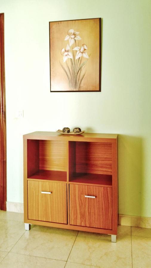 Apartamento Con Wifi En Casco Historico Betanzos Luaran gambar